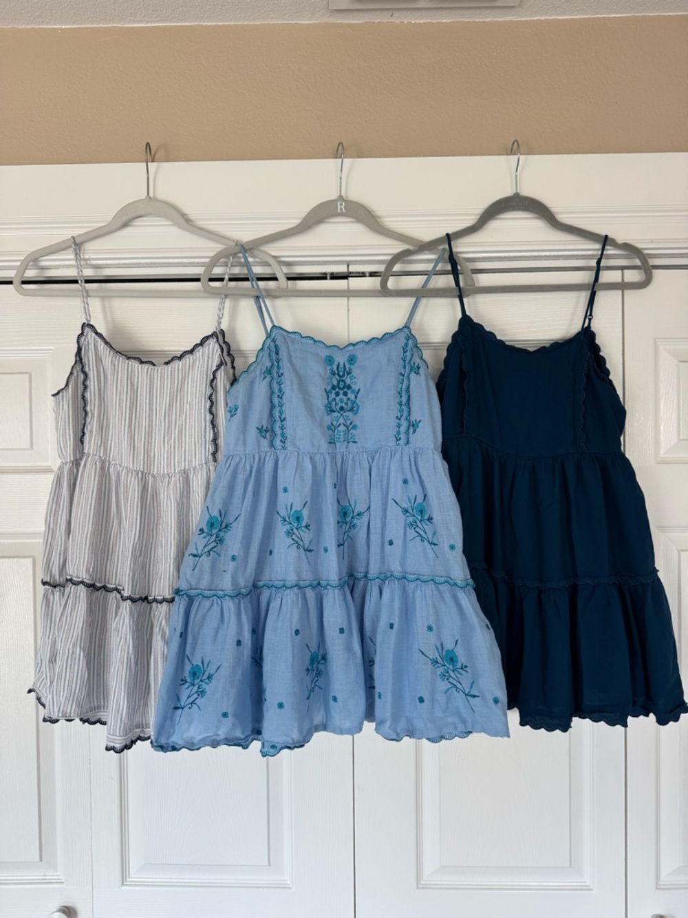 Urban Outfitters 3 Dress Bundle S Boho Babydoll Mini Dresses Embroidered